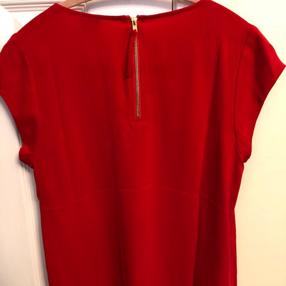 Red Top - Picture 3 of 3